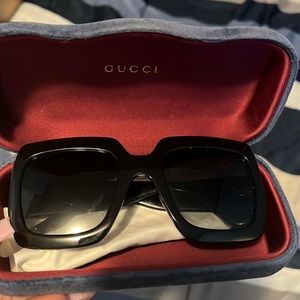 Gucci  black sunglasses
